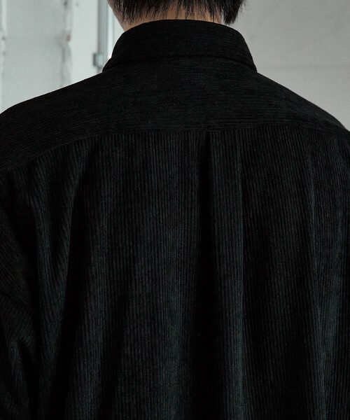 U.S. POLO ASSN.(ユーエスポロアッスン)の「別注U.S. POLO ASSN./ユーエスポロアッスン/ ワンポイント刺繍コーデュロイシャツ/オーバーサイズ(限定展開)(シャツ/ブラウス・メンズ・チャコールグレー/ブラック/ブラウン/ベージュ/ネイビー・SMALL/MEDIUM/LARGE)」の19枚目の写真