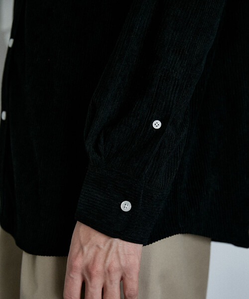 U.S. POLO ASSN.(ユーエスポロアッスン)の「別注U.S. POLO ASSN./ユーエスポロアッスン/ ワンポイント刺繍コーデュロイシャツ/オーバーサイズ(限定展開)(シャツ/ブラウス・メンズ・チャコールグレー/ブラック/ブラウン/ベージュ/ネイビー・SMALL/MEDIUM/LARGE)」の14枚目の写真