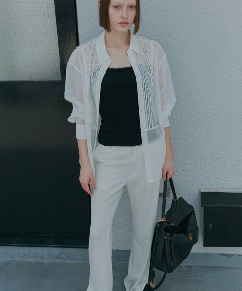 LE CIEL BLEU(ルシェルブルー)の「レースアンドメッシュコンボシャツ / Lace & Mesh Combo Shirt(シャツ/ブラウス・レディース・ブラック/オフホワイト・36)」の3枚目の写真