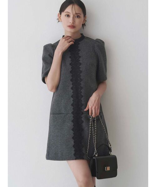 MERCURYDUO(マーキュリーデュオ)の「バイカラーレースミニワンピース(ワンピース・レディース・グレー/ネイビー/ピンク・SMALL/MEDIUM)」の2枚目の写真