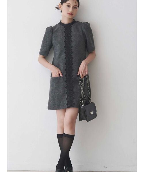 MERCURYDUO(マーキュリーデュオ)の「バイカラーレースミニワンピース(ワンピース・レディース・グレー/ネイビー/ピンク・SMALL/MEDIUM)」の9枚目の写真