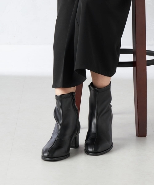 a.v.v（アーヴェヴェ）の「ストレッチブーツ（ブーツ・レディース・ブラック/ブラウン・24.5/23.5/22.5）」の7枚目の写真