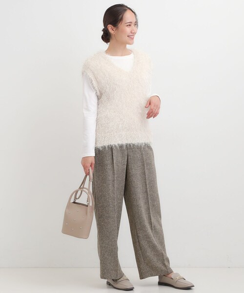SHOO・LA・RUE(シューラルー)の「つまみハンドルスタッズミニショルダー(ショルダーバッグ・レディース・ナチュラル/シルバー/ブラック・00)」の7枚目の写真