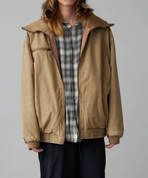 Theater code(シアターコード)の「Rib-Knit High-Neck Full-Zip Cotton Quilted Jacket / リブ編みハイネック フルジップコットン 中綿ブルゾン 秋 秋服メンズ 2026年秋冬 冬服(ブルゾン・メンズ・ベージュ/オリーブ・M/L)」の9枚目の写真