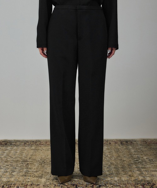 SALON adam et rope'（サロン アダム エ ロペ）の「ストレッチセミフレアスタイルアップパンツ / セットアップ対応（スラックス・レディース・ブラック/オフホワイト/ベージュ系その他・S/M）」の12枚目の写真