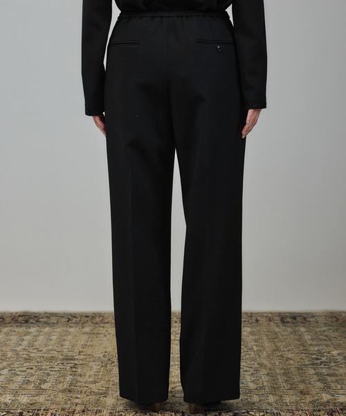 SALON adam et rope'（サロン アダム エ ロペ）の「ストレッチセミフレアスタイルアップパンツ / セットアップ対応（スラックス・レディース・ブラック/オフホワイト/ベージュ系その他・S/M）」の14枚目の写真