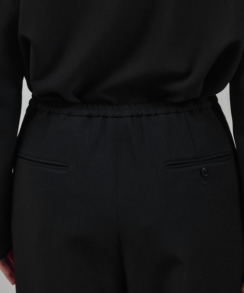 SALON adam et rope'（サロン アダム エ ロペ）の「ストレッチセミフレアスタイルアップパンツ / セットアップ対応（スラックス・レディース・ブラック/オフホワイト/ベージュ系その他・S/M）」の18枚目の写真