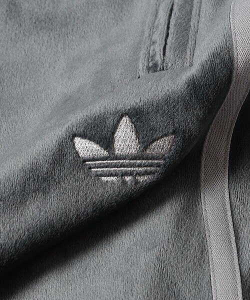 adidas(アディダス)の「adidas / FB TP ベロア トラックパンツ(その他パンツ・メンズ・グレー系その他/ダークブラウン・LARGE/X-LARGE/SMALL/MEDIUM)」の13枚目の写真