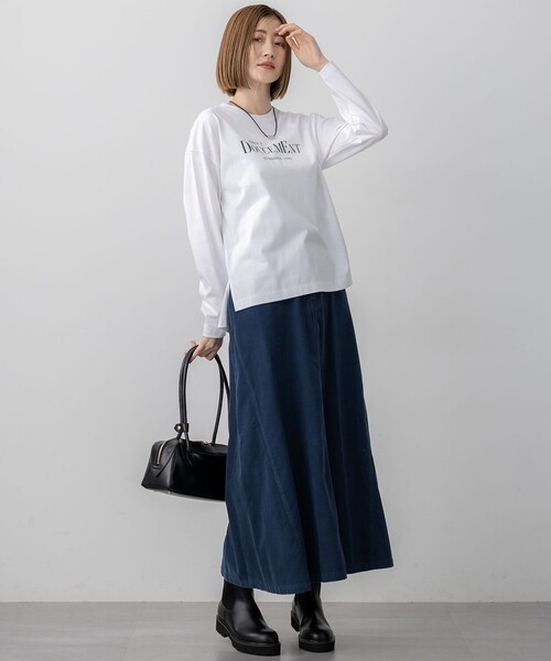23区 L(ニジュウサンクオオキイサイズ)の「【Oggi11月号掲載/洗える】コットン コーデュロイ スカート(スカート・レディース・ライトグレー系/ダルブルー系/グレー系・44/46/48/50)」の5枚目の写真