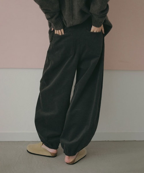 コーデュロイカーブジョガーパンツ（その他パンツ）｜ETRE TOKYO