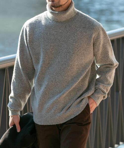 URBAN RESEARCH ROSSO MEN（アーバンリサーチロッソメン）の「ブークレストレッチタートルニット（ニット/セーター・メンズ・グレー系その他/カーキ/ブラック/ブルー/グレー・SMALL/MEDIUM/LARGE/X-LARGE）」の2枚目の写真
