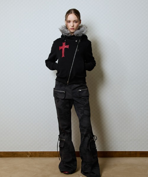 LUVISTRUE(ラヴイズトゥルー)の「GT FUR UNBALANCE HOOD ZIP UP(パーカー・レディース・ブラック/グレー/カモフラージュ・FREE)」の9枚目の写真