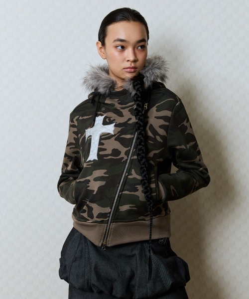 LUVISTRUE(ラヴイズトゥルー)の「GT FUR UNBALANCE HOOD ZIP UP(パーカー・レディース・ブラック/グレー/カモフラージュ・FREE)」の6枚目の写真