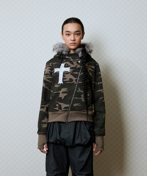 LUVISTRUE(ラヴイズトゥルー)の「GT FUR UNBALANCE HOOD ZIP UP(パーカー・レディース・ブラック/グレー/カモフラージュ・FREE)」の15枚目の写真
