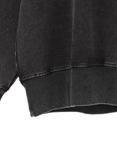 CONVERSE TOKYO（コンバーストウキョウ）の「BACK STAR★ PATCH INDIGO SWEAT（スウェット・レディース・インディゴブルー/ブラック/ライトインディゴブルー・MEDIUM/SMALL）」の13枚目の写真