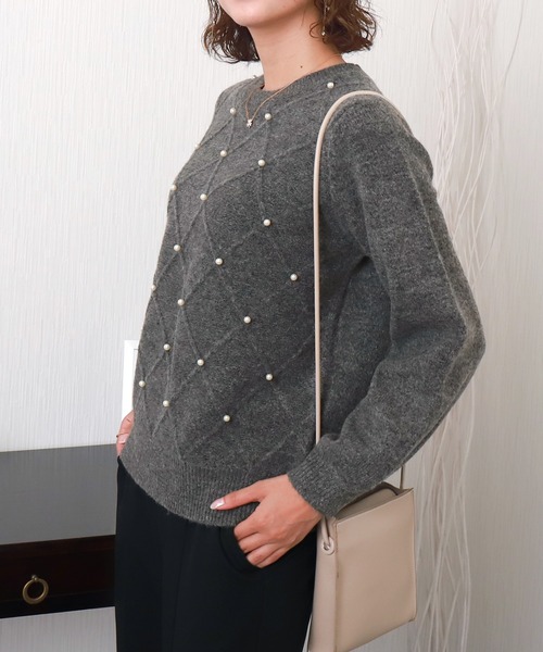 libelle more(リベル モア)の「パール付きダイヤ柄ニットプルオーバー(ニット/セーター・レディース・オフホワイト/チャコールグレー/ベージュ・M)」の19枚目の写真