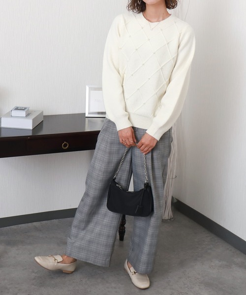 libelle more(リベル モア)の「パール付きダイヤ柄ニットプルオーバー(ニット/セーター・レディース・オフホワイト/チャコールグレー/ベージュ・M)」の8枚目の写真