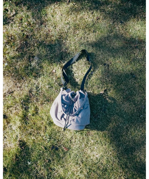 cii（シー）の「KINCHAKU SHOULDER BAG / スエード巾着ショルダーバッグ（ショルダーバッグ・メンズ・ブラック・FREE）」の22枚目の写真