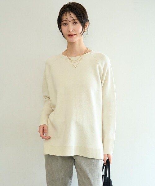 UNFILO(アンフィーロ)の「コットンカシミヤニット クルーネック(ニット/セーター・レディース・ライトグレー系/ベージュ系/ブラック系/ピンク系/グレー系・X-LARGE)」の1枚目の写真