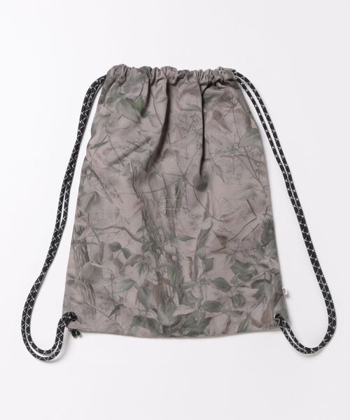 Dickies(ディッキーズ)の「Dickies/ディッキーズ ナップサック TWILL NAPSACK GORO NAKATSUGAWA(min-nano)ディレクションモデル 81228900(エコバッグ/サブバッグ・メンズ・ベージュ系その他/杢グレー/レッド・FREE)」の11枚目の写真