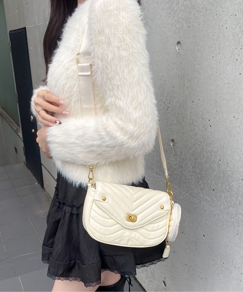 Mejoul(メジュール)の「【ミニポーチ付き】キルティング2WAYワイドストラップミニショルダーバッグ(ショルダーバッグ・レディース・ベージュ/ブラック/ホワイト/ブラウン・F)」の22枚目の写真