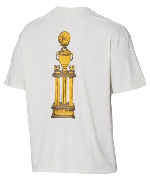 UNDER ARMOUR(アンダーアーマー)の「UAヘビーウェイト オーバーサイズ トロフィー ショートスリーブTシャツ(ライフスタイル/メンズ)(Tシャツ/カットソー・メンズ・オフホワイト・XL/S/L/M/3XL/2XL)」の2枚目の写真