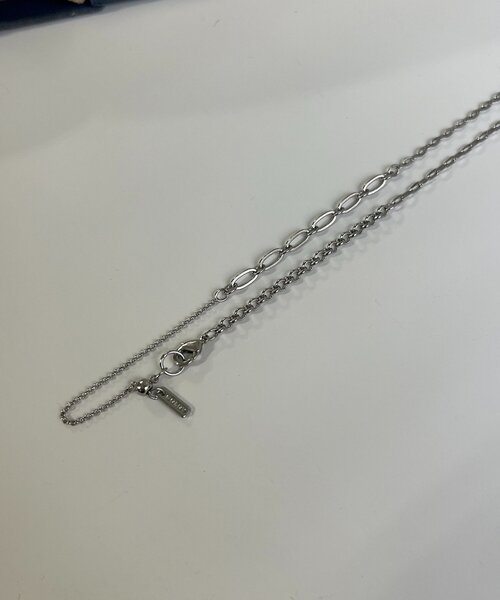 CAPRICIEUX LE'MAGE（カプリシューレマージュ）の「〈GOLDY/ゴールディ〉MIXチェーンYネックレス（ネックレス・レディース・シルバー/ゴールド・FREE）」の8枚目の写真