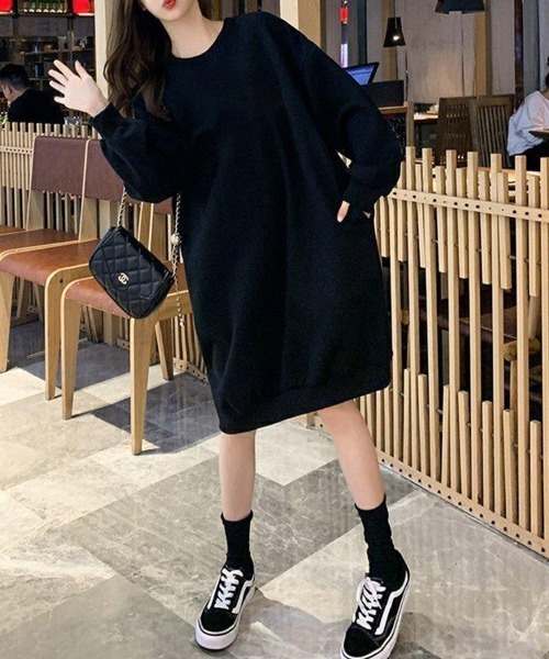 SallyLunn(サリーラン)の「スウェットミディ丈ワンピース(ワンピース・レディース・ブラック/グレー・MEDIUM/LARGE)」の9枚目の写真