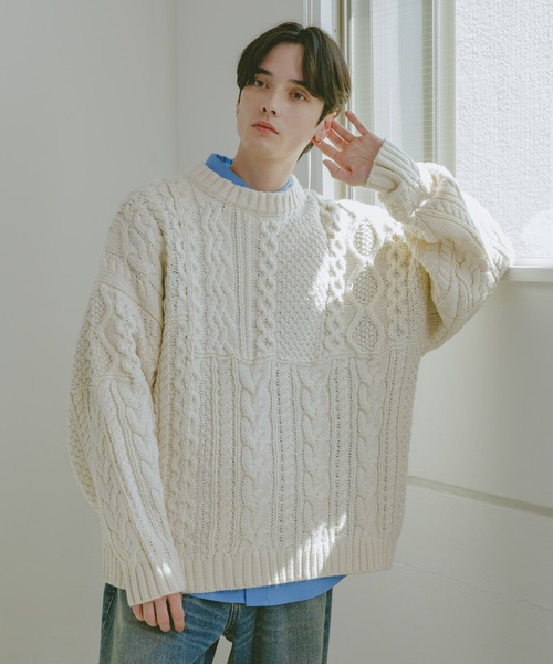 RAGEBLUE(レイジブルー)の「キリカエケーブルニットクルー(ニット/セーター・メンズ・ホワイト/ブラック/グリーン・MEDIUM/LARGE)」の2枚目の写真