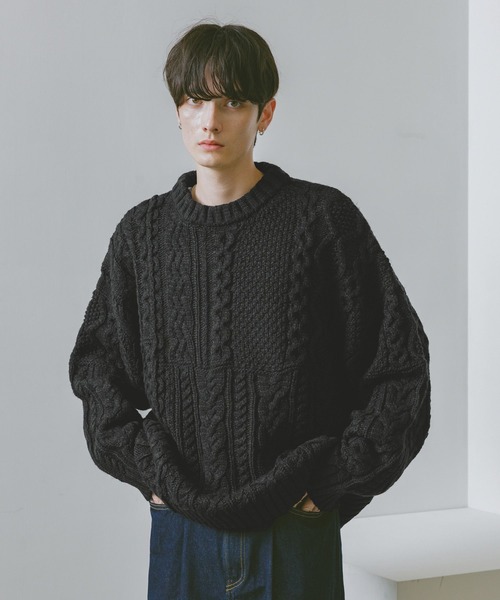 RAGEBLUE(レイジブルー)の「キリカエケーブルニットクルー(ニット/セーター・メンズ・ホワイト/ブラック/グリーン・MEDIUM/LARGE)」の1枚目の写真