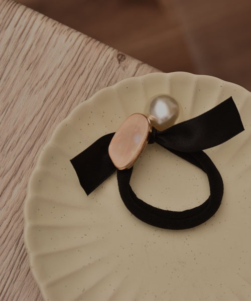 Mayree（メイリー）の「【resonance】大理石×パール シンプル ヘアゴム（ヘアゴム・レディース・ブラック系1/ブラック系2・FREE）」の7枚目の写真