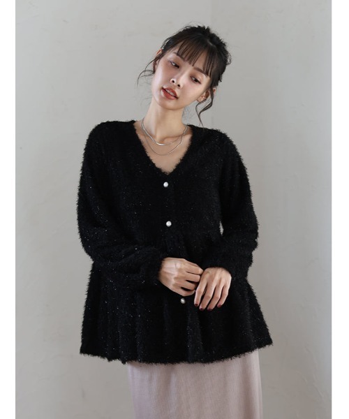 fifth(フィフス)の「Vネックシャギーペプラムトップス(Tシャツ/カットソー・レディース・ブラック/グレー・M)」の4枚目の写真