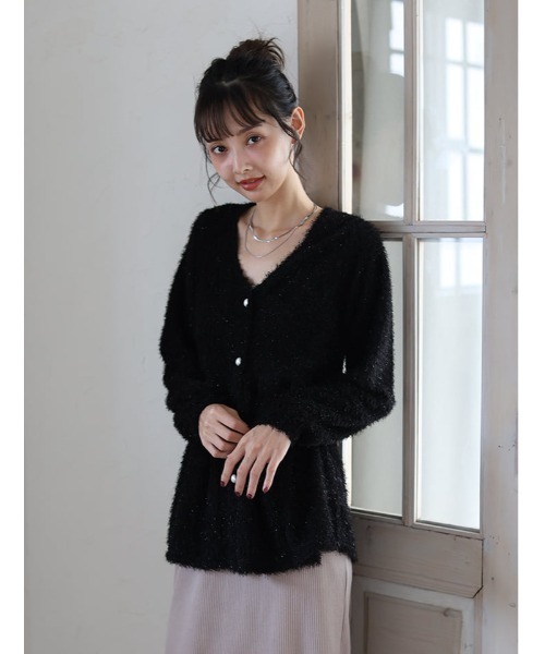 fifth(フィフス)の「Vネックシャギーペプラムトップス(Tシャツ/カットソー・レディース・ブラック/グレー・M)」の5枚目の写真