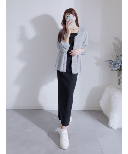 fifth(フィフス)の「Vネックシャギーペプラムトップス(Tシャツ/カットソー・レディース・ブラック/グレー・M)」の3枚目の写真