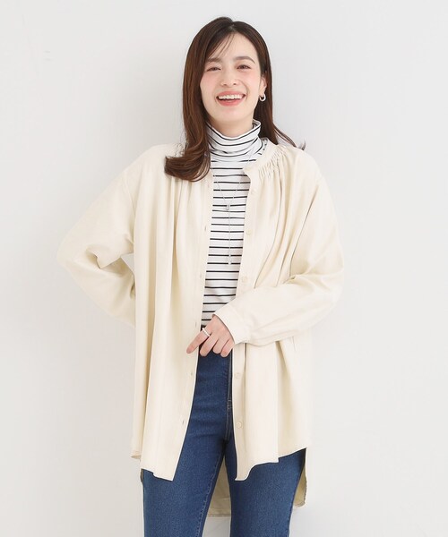 SHOO・LA・RUE(シューラルー)の「【洗濯機可/S-LL】程よくゆるり マイクロコールチュニック(チュニック・レディース・ネイビー/ライトブルー/アイボリー・04/03/02/01)」の4枚目の写真