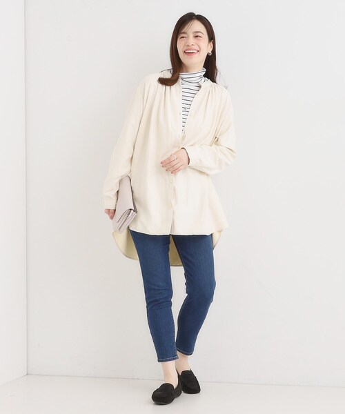 SHOO・LA・RUE(シューラルー)の「【洗濯機可/S-LL】程よくゆるり マイクロコールチュニック(チュニック・レディース・ネイビー/ライトブルー/アイボリー・04/03/02/01)」の6枚目の写真