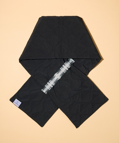 PENDLETON（ペンドルトン）の「【 PENDLETON / ペンドルトン 】キルティング中綿マフラー（マフラー・レディース・ブラック/オリーブ・FREE）」の3枚目の写真