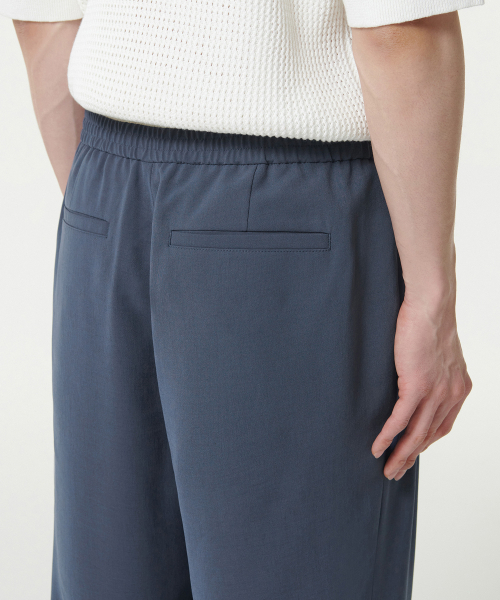 MUSINSA STANDARD（ムシンサスタンダード）の「リネンライクワンタックワイドバンディングパンツ[ブルーグレー]（その他パンツ・メンズ・その他・30/26/28/40/38/42/36/34/32）」の7枚目の写真