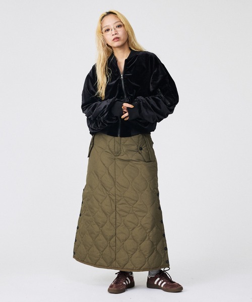 Rouge vif la cle(ルージュヴィフラクレ)の「【Keena/キーナ】ベルベットMA-1/アウター/ベロア/お出かけ【WEB限定】(MA-1・レディース・グリーン/ブラック・フリー)」の6枚目の写真