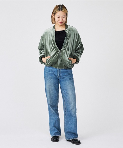 Rouge vif la cle(ルージュヴィフラクレ)の「【Keena/キーナ】ベルベットMA-1/アウター/ベロア/お出かけ【WEB限定】(MA-1・レディース・グリーン/ブラック・フリー)」の9枚目の写真