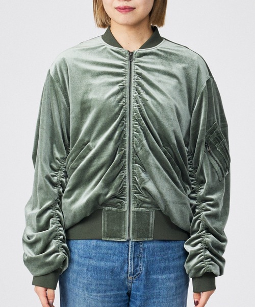 Rouge vif la cle(ルージュヴィフラクレ)の「【Keena/キーナ】ベルベットMA-1/アウター/ベロア/お出かけ【WEB限定】(MA-1・レディース・グリーン/ブラック・フリー)」の21枚目の写真