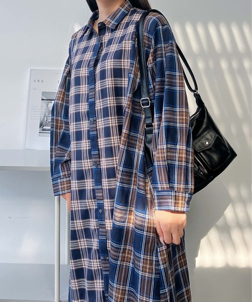 AS KNOW AS plus（アズノゥアズプラス）の「♪パネルタックミックスワンピ―ス（ワンピース・レディース・ブラック系/ダークグリーン系/ネイビー系/ブラウン系・FREE）」の19枚目の写真