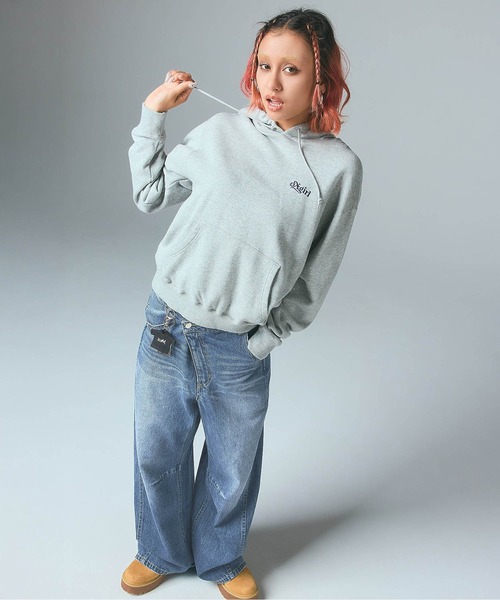 X-girl（エックスガール）の「ASYMMETRIC WAIST BARREL LEG DENIM PANTS（デニムパンツ・レディース・ブラック/ライトインディゴブルー・S/M）」の6枚目の写真