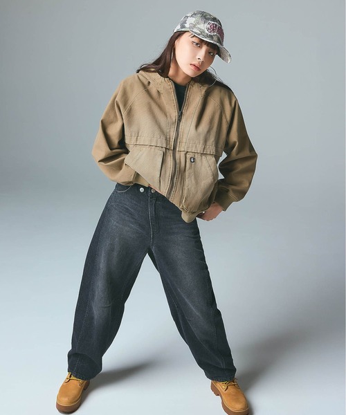 X-girl（エックスガール）の「ASYMMETRIC WAIST BARREL LEG DENIM PANTS（デニムパンツ・レディース・ブラック/ライトインディゴブルー・S/M）」の10枚目の写真