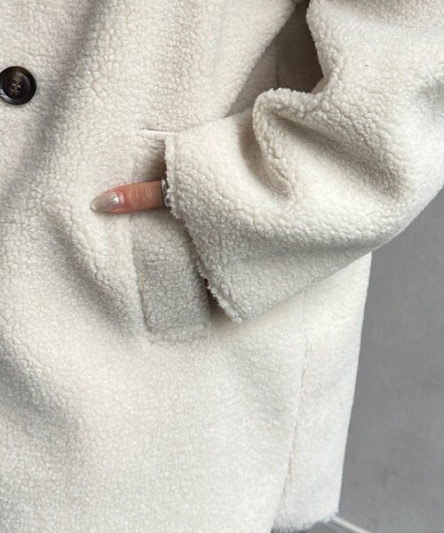 Thevon（ゼボン）の「Fムートンタックミドルダブルコート（ムートン