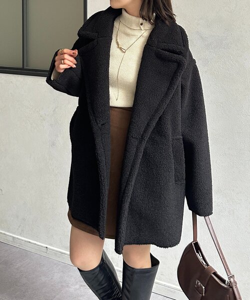 Thevon(ゼボン)の「Fムートンタックミドルダブルコート(ムートン Thevon(ゼボン)の「Fムートンタックミドルダブルコート(ムートン