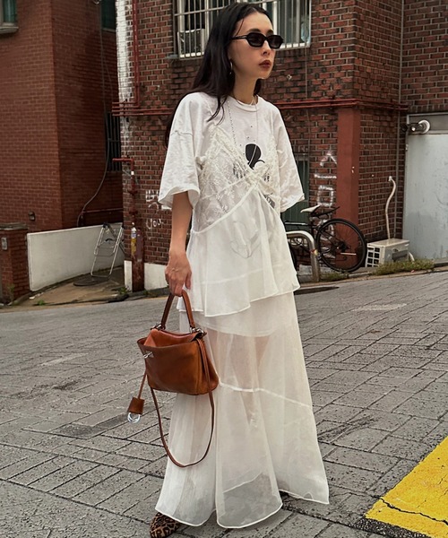 Ameri（アメリ）の「AIRY SHEER LACE CAMISOLE（キャミソール・レディース・ホワイト/ブラック/ブルー・SMALL/MEDIUM）」の4枚目の写真