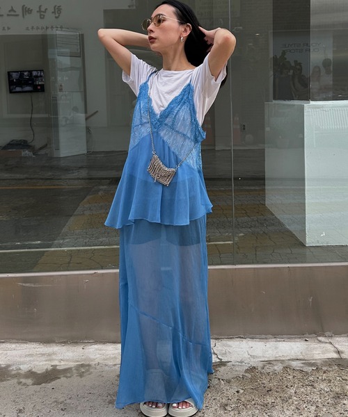 Ameri（アメリ）の「AIRY SHEER LACE CAMISOLE（キャミソール・レディース・ホワイト/ブラック/ブルー・SMALL/MEDIUM）」の14枚目の写真