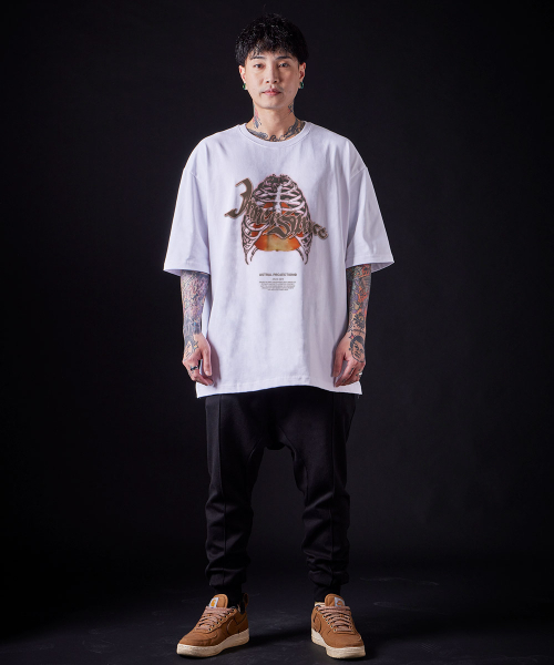 ASTRAL PROJECTION（アストラルプロジェクション）の「[オーバーサイズ]イナー スペース 13番手 綿 ラウンドネック 半袖Tシャツ_ホワイト（Tシャツ/カットソー・メンズ・その他・MEDIUM/X-LARGE/XX-LARGE/LARGE）」の4枚目の写真