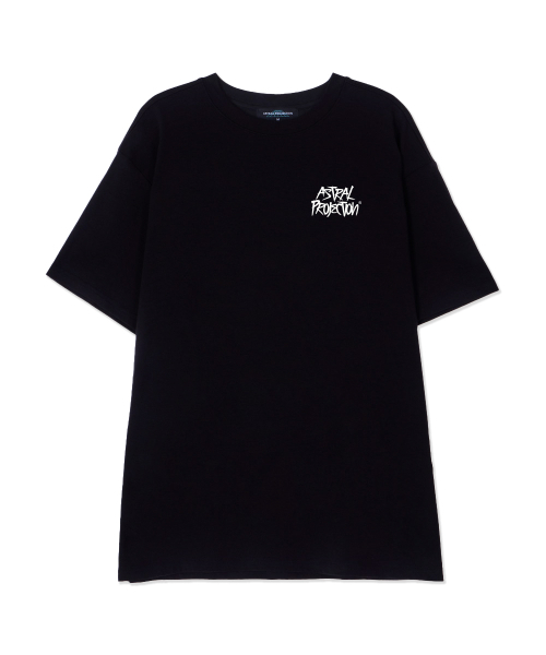 ASTRAL PROJECTION(アストラルプロジェクション)の「グラフィティレタリングスーピマコットンラウンドネック半袖Tシャツ_ブラック(Tシャツ/カットソー・メンズ・その他・LARGE/MEDIUM/X-LARGE)」の2枚目の写真